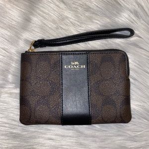 Coach wristlet new